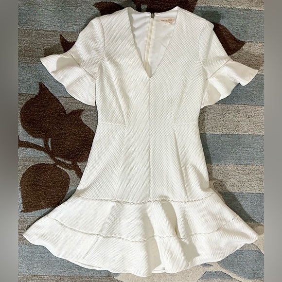 Rebecca Taylor Flirty White V-Neck Diamond Texture Flounced A-line Dress - Picture 2 of 10